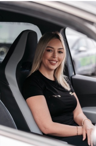Jelena Avramovic, responsable secrétariat et instructrice premiers secours